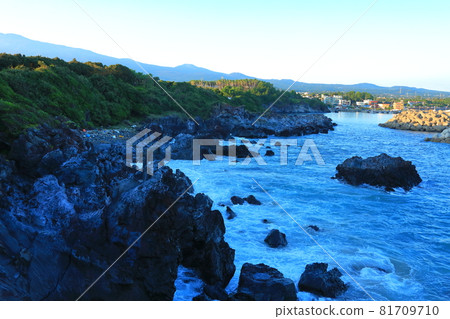 雙路小路,海岸,海灘,燈塔,熔岩,海浪,夜景,晚上 雙路小路,海岸,海灘,燈塔,熔岩,海浪,夜景,晚上 81709710