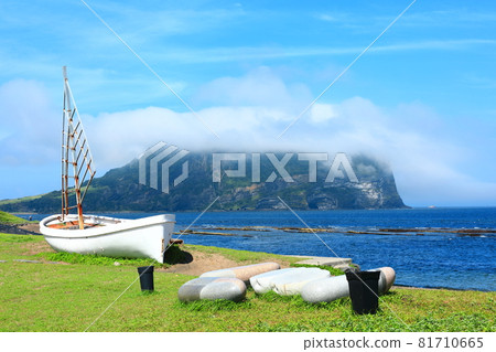 Sailboat, Gwangchigi Beach, coast, seaside, sunrise peak, lava, sea, tourist attraction, 81710665