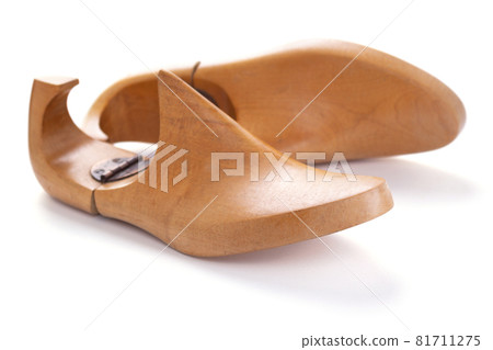 Wooden lasts shoes isolated at white background. Wood last for cobbler Wooden lasts shoes isolated at white background. Wood last for cobbler 81711275