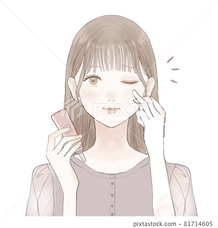 一個女人用眼霜來滋潤 81714605
