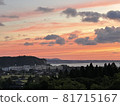 Bright red sunrise 81715167