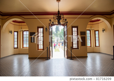 The entrance to the mansion of the lord of the large agricultural system in San Marti, Mexico 81716209