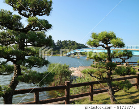 Koyamaike Park in the San'in Coast Geopark Koyamaike Park in the San'in Coast Geopark 81718773