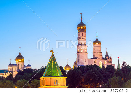 View of the Moscow Kremlin palace in Russia View of the Moscow Kremlin palace in Russia 81720342