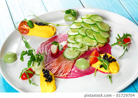 Fish dish - fried fish fillet and vegetables Fish dish - fried fish fillet and vegetables 81729704