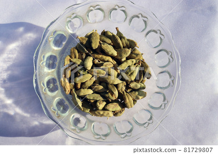 healthy and spicy Green Cardamom stock healthy and spicy Green Cardamom stock 81729807