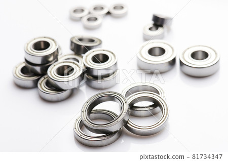 New metal spare bearings 81734347