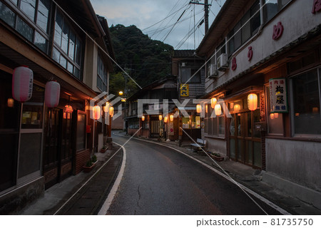 Sendai Taki Onsen Town in the darkness Sendai Taki Onsen Town in the darkness 81735750