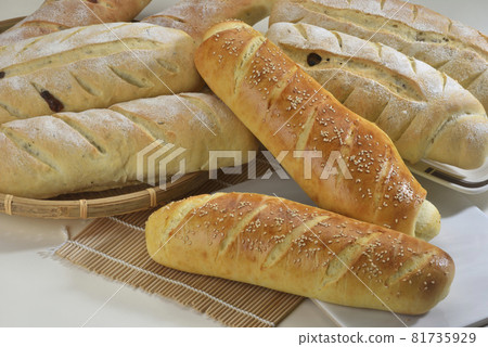 Homemade sweet sesame and crispy bread Homemade sweet sesame and crispy bread 81735929