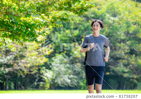 奔跑的男人 奔跑的男人 81738207