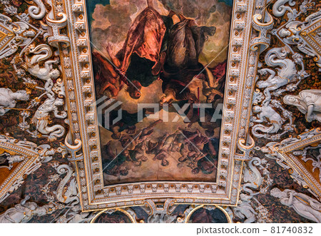 interiors of the doge's palace, Venice, Italy interiors of the doge's palace, Venice, Italy 81740832