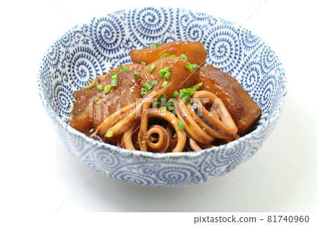 Simmered radish and cuttlefish 81740960