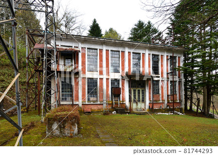 三笠市幌內煤礦變電站 三笠市幌內煤礦變電站 81744293