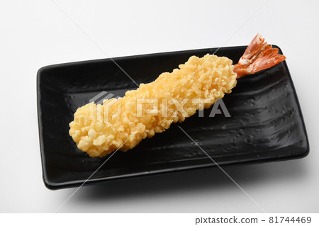 Shrimp tempura 81744469