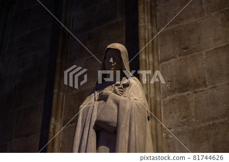 Notre Dame [Before the fire extinguished] 81744626