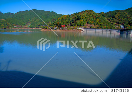 Kanna Lake Shimokubo Dam Autumn scenery Autumn leaves season Kanna Lake Shimokubo Dam Autumn scenery Autumn leaves season 81745136