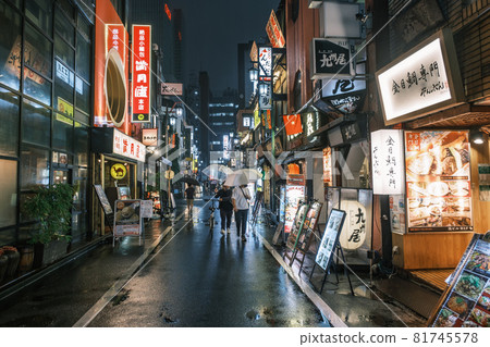 Shinjuku 3-chome drinking district, Shinjuku, Tokyo Shinjuku 3-chome drinking district, Shinjuku, Tokyo 81745578