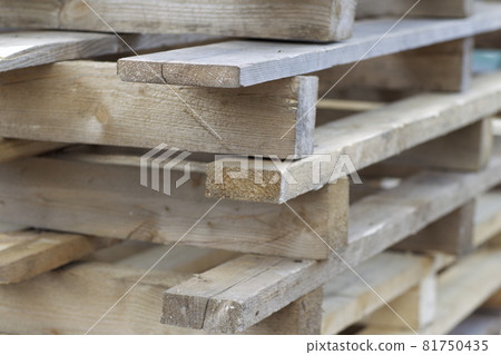 Elements of wooden pallets for loading and unloading cargo Elements of wooden pallets for loading and unloading cargo 81750435