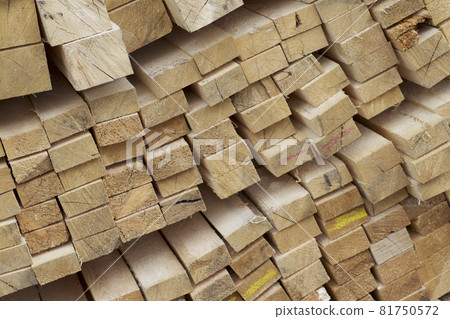Sawn wooden boards and bars in a pack in stock 81750572
