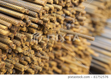Reinforcing bars with a periodic profile in the packs are stored in the metal products warehouse Reinforcing bars with a periodic profile in the packs are stored in the metal products warehouse 81752576