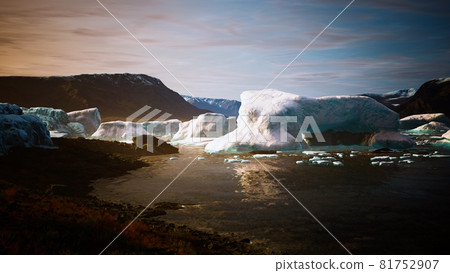 small icebergs and ice floes in the sea near iceland small icebergs and ice floes in the sea near iceland 81752907