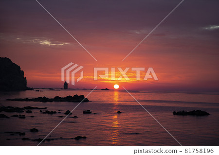 Sunset of Shakotan Sunset of Shakotan 81758196