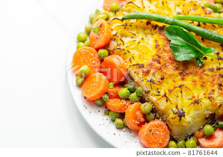 Shepherd's pie, tender minced lamb with garden veg in a hearty gravy beneath butter mash with carrots and green peas Shepherd's pie, tender minced lamb with garden veg in a hearty gravy beneath butter mash with carrots and green peas 81761644