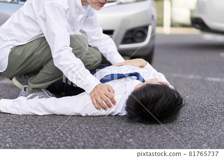 造成人身傷害意外的老年人 造成人身傷害意外的老年人 81765737