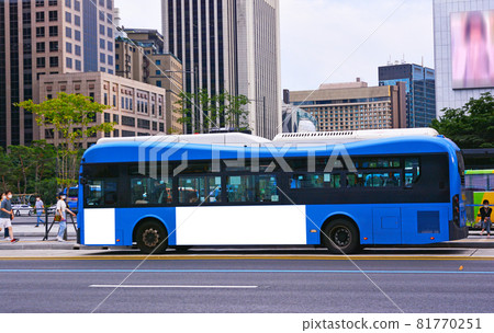 首爾城市公車戶外廣告看板模型背景 首爾城市公車戶外廣告看板模型背景 81770251