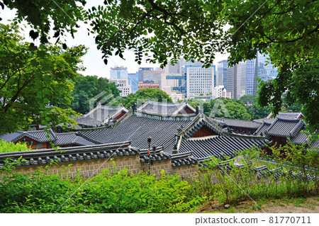 首爾旅遊勝地慶熙宮的風景 首爾旅遊勝地慶熙宮的風景 81770711
