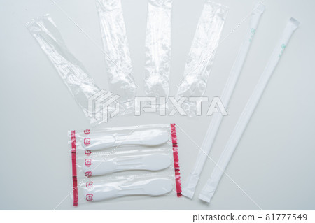 Disposable plastic spoons and straws Disposable plastic spoons and straws 81777549