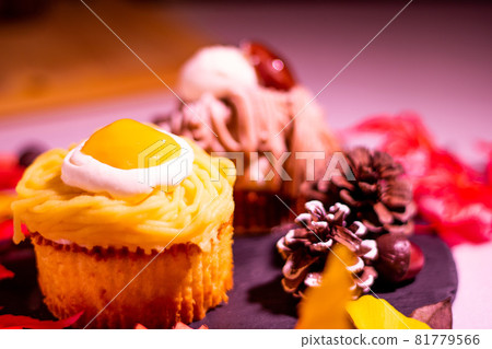 Autumn Sweets: Ginza Cozy Corner Mont Blanc (2 pieces) Part 2 81779566