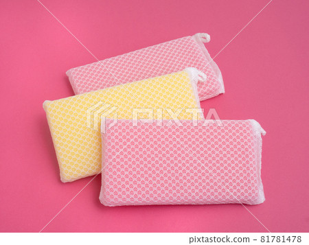 Colorful kitchen sponge 81781478