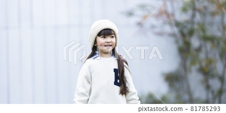 Girl child portrait Girl child portrait 81785293