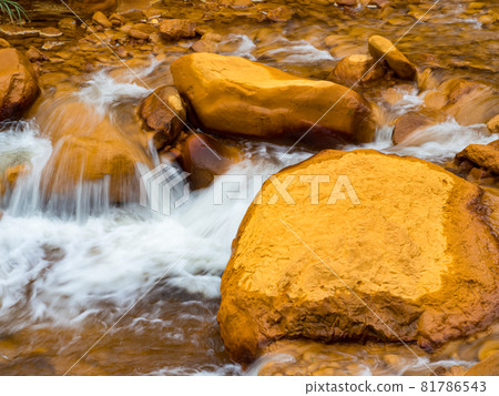 金瓜石黃金瀑布 81786543