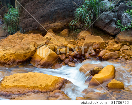 金瓜石黃金瀑布 81786733