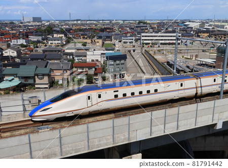 Hokuriku Shinkansen Kagayaki 81791442