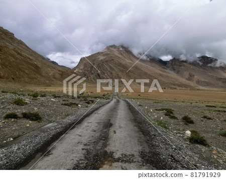 Scenery around Kaza, Ladakh Scenery around Kaza, Ladakh 81791929