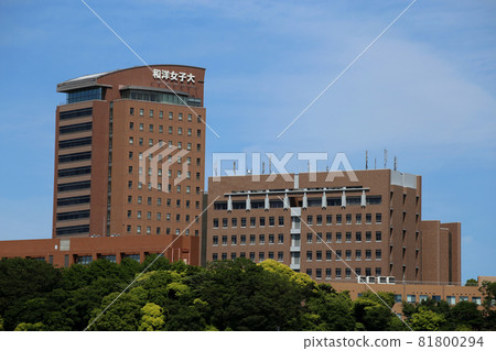 Wyo女子大學 81800294