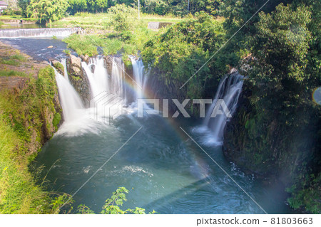 鹿兒島縣愛良市鹿敷町金山瀑布 81803663