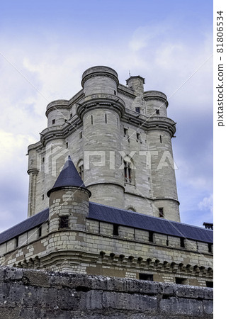 French royal fortress in the town of Vincennes French royal fortress in the town of Vincennes 81806534