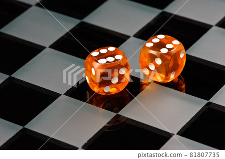 Amber dice Amber dice 81807735