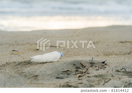 海洋垃圾粉碎PET瓶 81814412