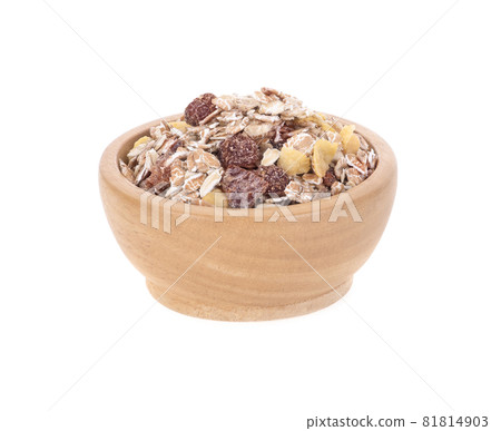 cereal isolated on white background 81814903