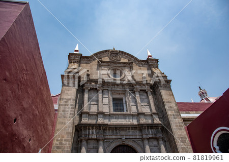 A church in the historic center of Puebla, Mexico 81819961