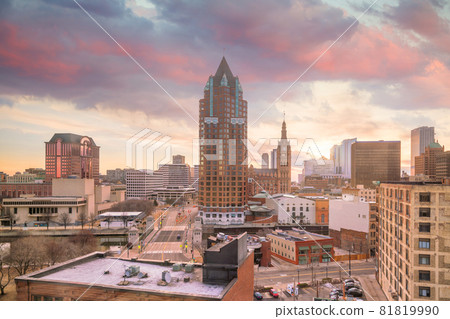 Downtown skyline with Buildings in Milwaukee USA 81819990