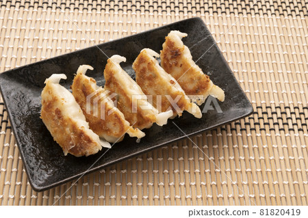 冷凍餃子 冷凍餃子 81820419