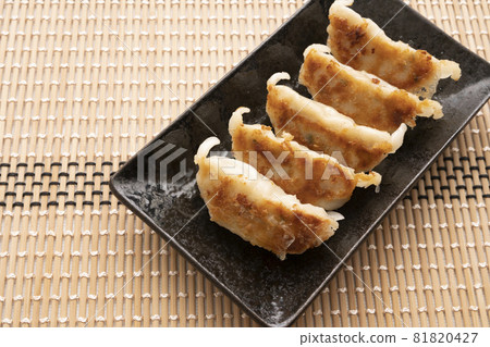 冷凍餃子 冷凍餃子 81820427