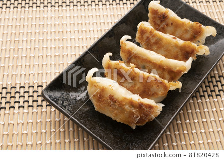 冷凍餃子 冷凍餃子 81820428