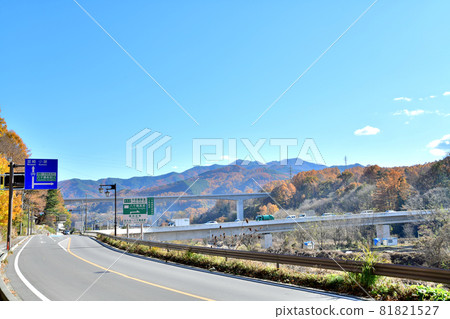 中部五段高速公路八千穗高地IC周邊（長野縣佐久保町）[2019年11月] 81821527